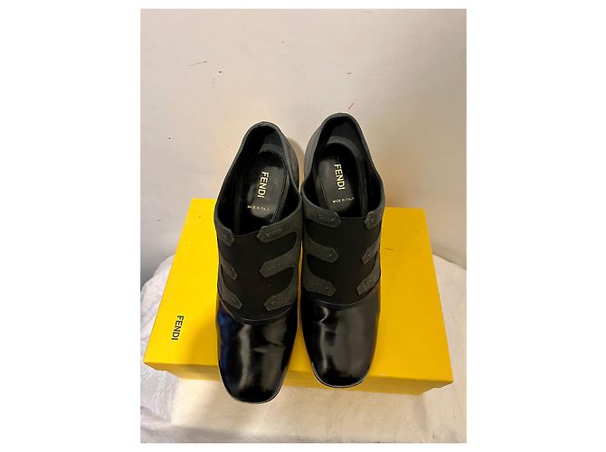 Fendi ankle boots from leather, suede with elastic inserts Black White Grey - view 4