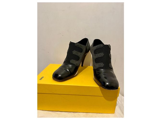 Fendi ankle boots from leather, suede with elastic inserts Black White Grey - view 6