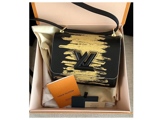 Borsa Louis Vuitton Twist PM in pelle nera/oro in edizione limitata Multicolore - vista 11