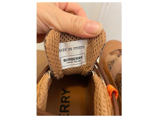 Burberry Sneakers Arthur in pelle scamosciata e lana check pied de poule Beige - vista 4