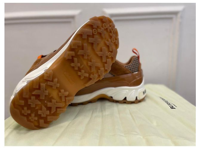 Burberry Sneakers Arthur in pelle scamosciata e lana check pied de poule Beige - vista 8