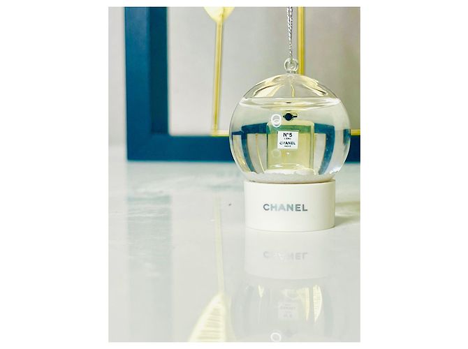 Boule de neige chanel collector Argenté - vue 3