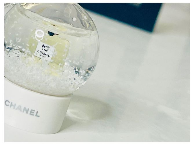 Boule de neige chanel collector Argenté - vue 5