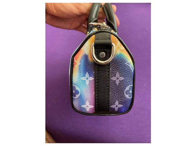 Abbesses Keepall Xs tramonto tie-dye starburst borsa pochette tracolla Louis Vuitton monogram lv - vista 4