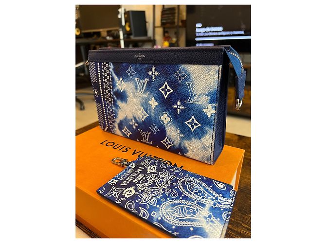 pochette louis vuitton édition limitée sac Blanc Bleu clair - vue 3