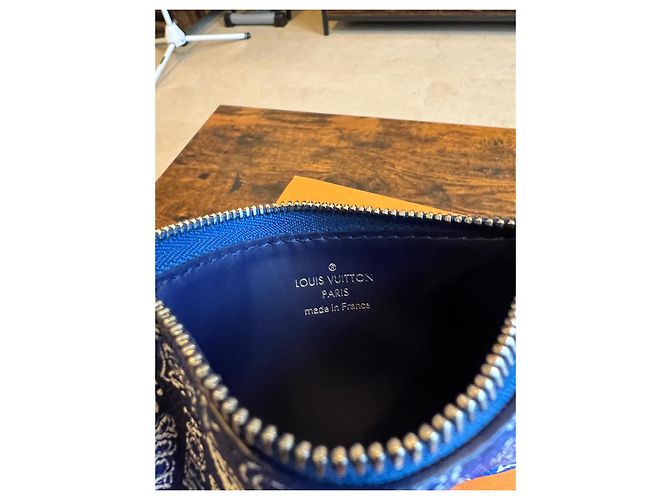 pochette louis vuitton édition limitée sac Blanc Bleu clair - vue 7