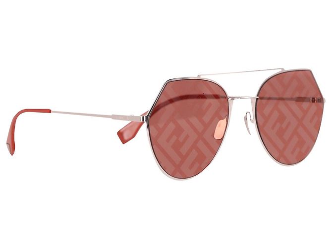 Fendi Eyeline Aviator Sunglasses in Red Metal - view 2