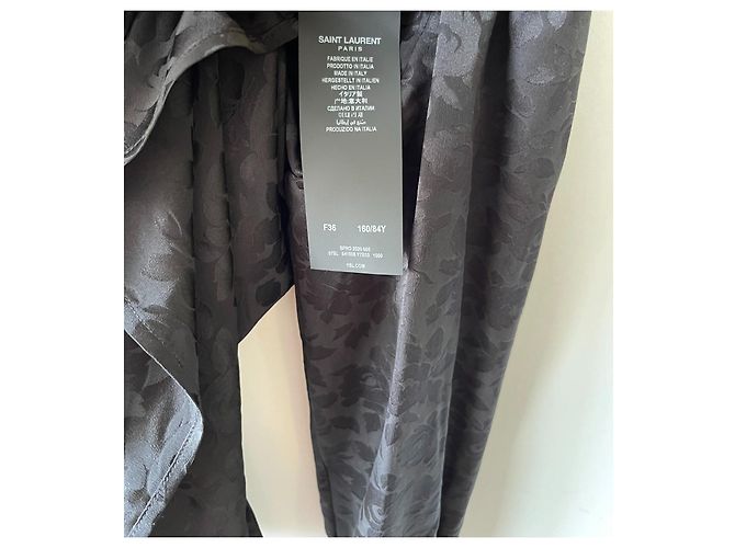 Blusa negra con estampado de rosas de Saint Laurent Negro - vista 5