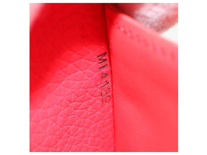 Louis Vuitton Portefeuille capucines Roja - vista 5