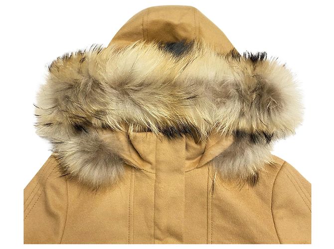Hugo Boss Abrigo Boss con capucha con ribete de pelo en lana camel amarilla Amarillo Camello - vista 9