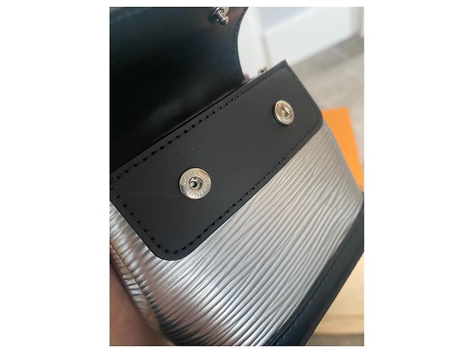 City Steamer Zaino Louis Vuitton nano micro steamer Nero Argento Silver hardware - vista 3
