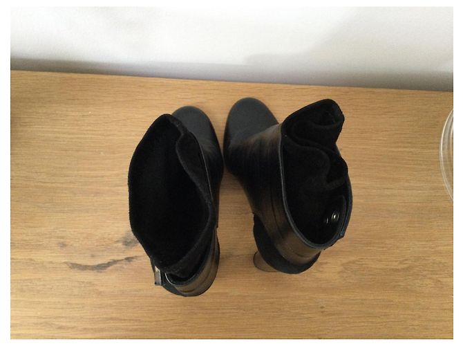 Stivaletti Iro in pelle nera Nero - vista 6