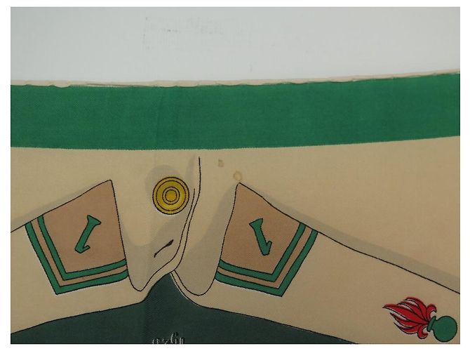 Hermès SCIARPA VINTAGE HERMES ALLA GLORIA DELLA LEGIONE STRANIERA SCIARPA DI SETA GRYCAR Beige - vista 6