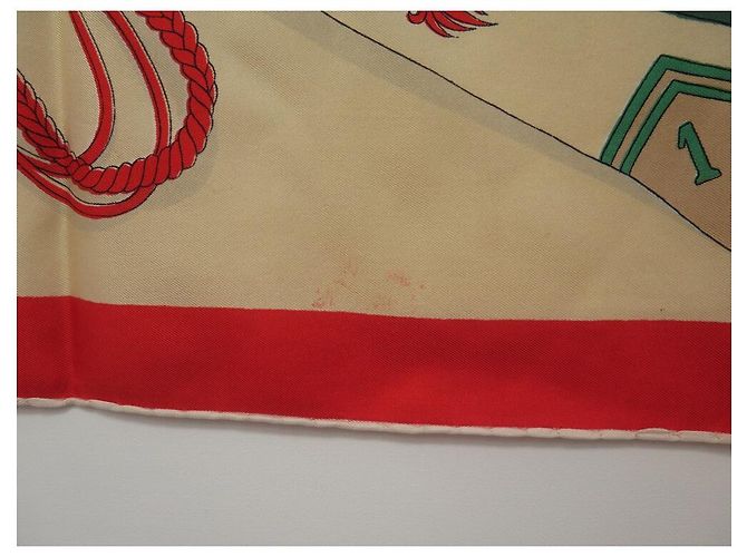Hermès SCIARPA VINTAGE HERMES ALLA GLORIA DELLA LEGIONE STRANIERA SCIARPA DI SETA GRYCAR Beige - vista 7