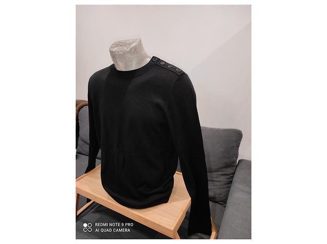 Chanel 4 shoulder buttons Black - view 3
