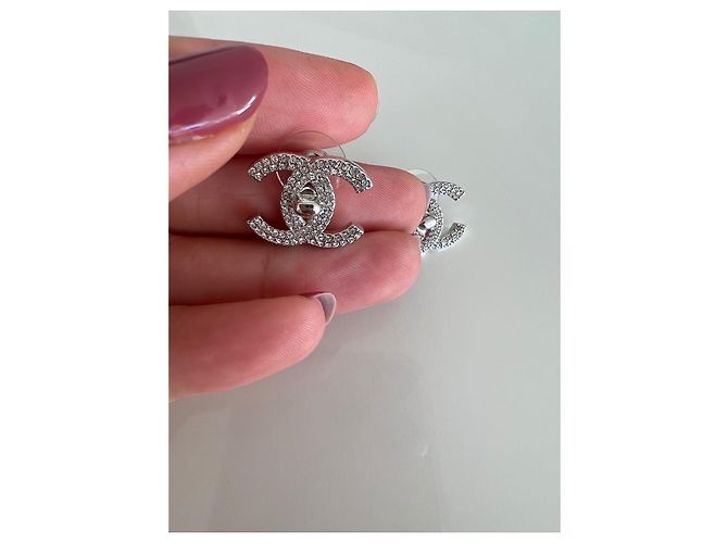 Orecchini Chanel CC Argentati in Metallo Argento - vista 4