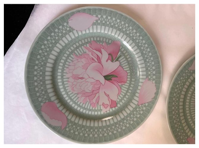 Hermès 4 Porcelain “Les Pivoines” Plates Pink Green - view 4