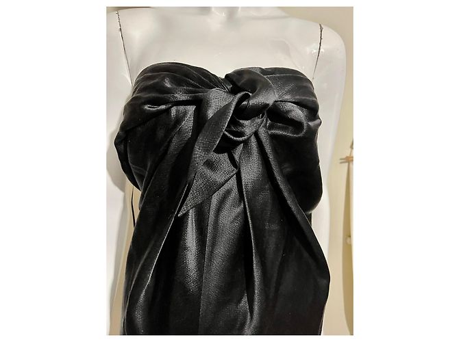 Halston Heritage Trägerloses Seidenkleid aus gehämmerter Seide Schwarz - Ansicht 6