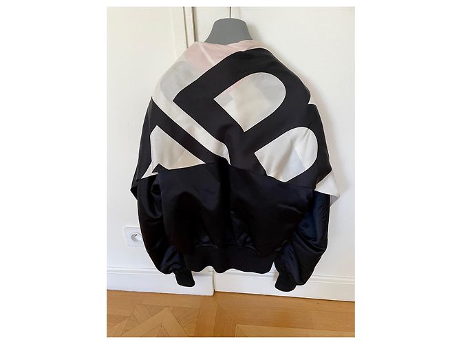 Balenciaga Oversized Jacke Schwarz aus Polyester - Ansicht 3