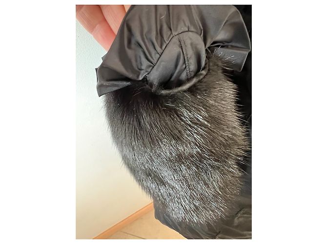 Plumífero Blumarine negro con mangas de piel real - vista 3