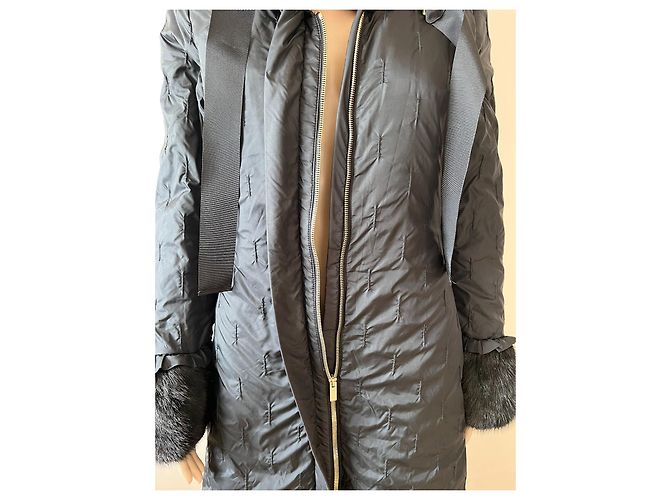 Plumífero Blumarine negro con mangas de piel real - vista 5
