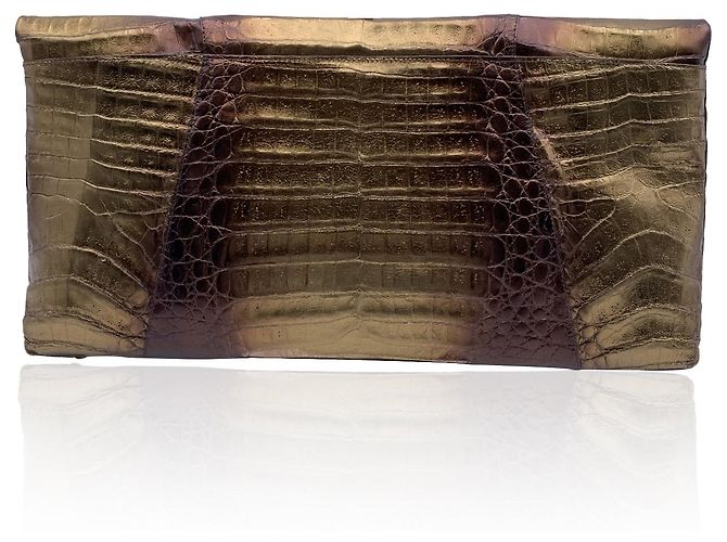 Nancy Gonzalez Pochette pieghevole in pelle metallizzata di Nancy Gonzales D'oro - vista 3