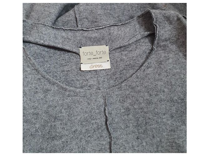 Forte Forte Kleid in Grau aus Wolle und Kaschmir - Ansicht 7