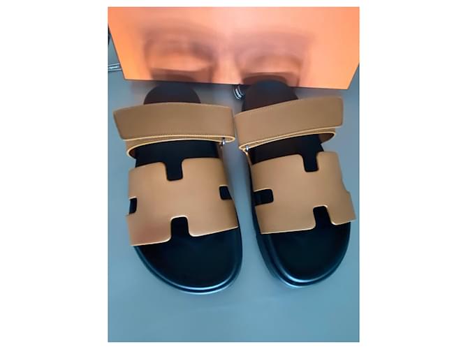 Hermès Chypres sandals Marrone chiaro - vista 3