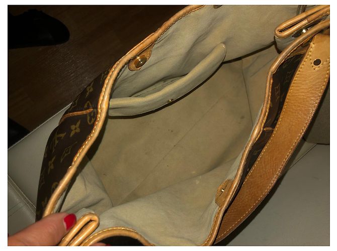 Borsa a mano Louis Vuitton in pelle marrone - vista 7