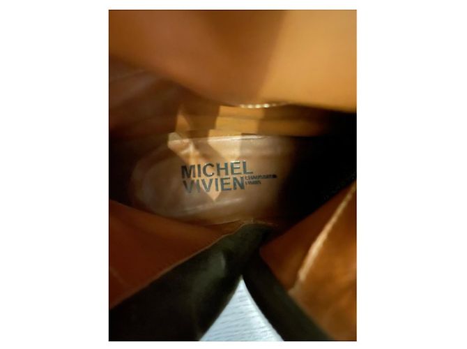 Botas Michel Vivien de ante caqui 36 - vista 4