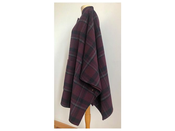 Uterque Abrigos, Ropa de calle - vista 2