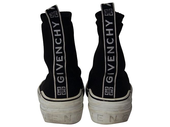 Givenchy High-Top-Sneakers aus Stretch-Strick mit George V-Logo aus schwarzem Polyamid - Ansicht 4