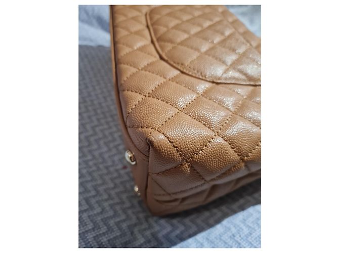 Chanel Coco Handle Borsa a tracolla beige in pelle - vista 4