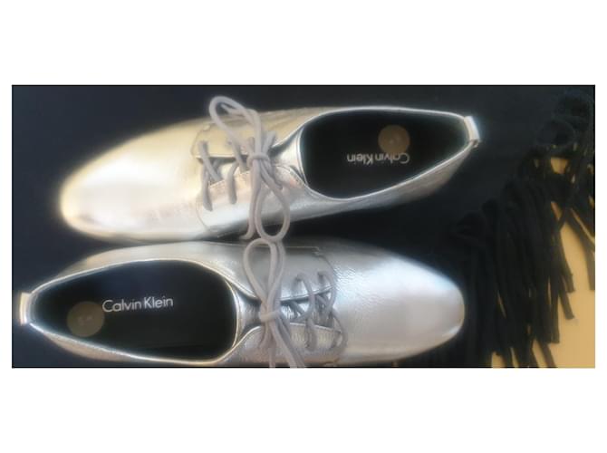 Calvin Klein Scarpe stringate in pelle argento - vista 3