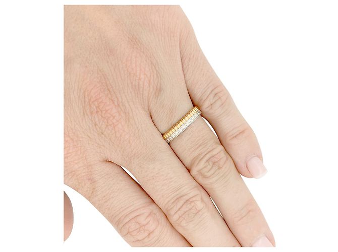 Anello di Boucheron, “Quattro Radiant Edition Grosgrain”, due ori e diamanti. - vista 6