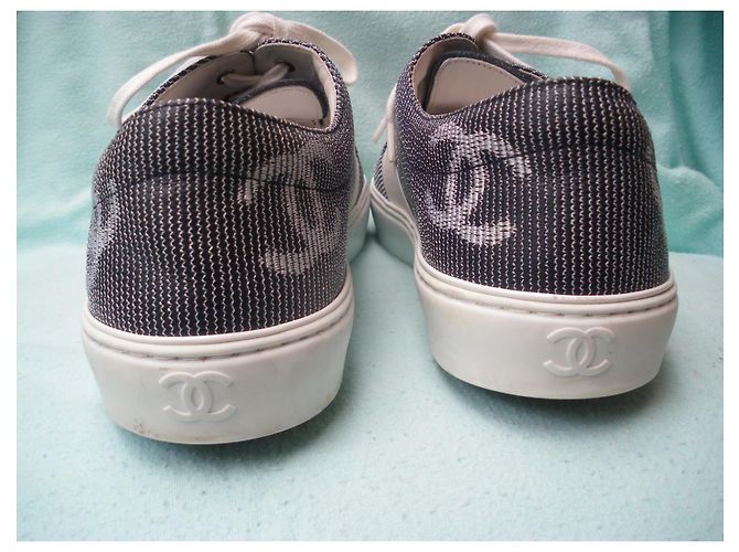 Chanel CC Logo Sneaker aus Stoff - Ansicht 5