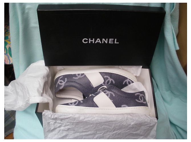 Chanel CC Logo Sneaker aus Stoff - Ansicht 6