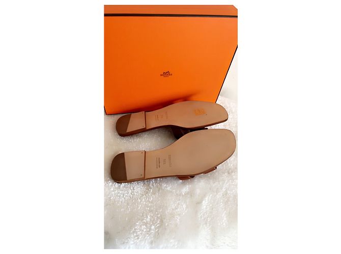 Hermès Sandalo Oran Hermes Caramello - vista 3
