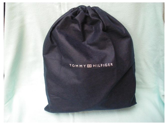 Borsa a mano Tommy Hilfiger in pelle nera Nero - vista 7