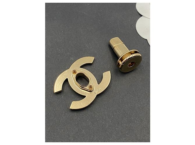 CHANEL chiusura CC turnlock dorata D'oro - vista 5