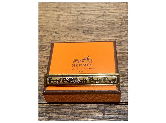 Broche Hermès Anclas dorado y negro en esmalte - vista 4