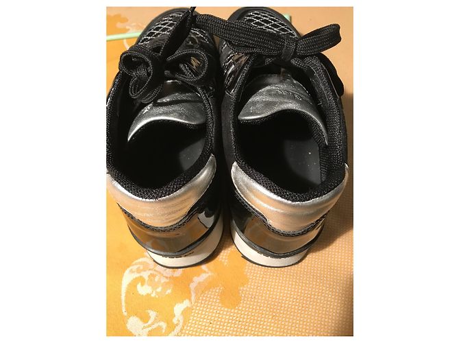 Hogan Turnschuhe schwarz mit silbernen Mustern - Ansicht 5