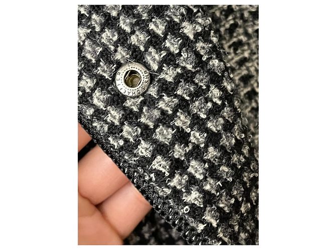 Chanel Jacke aus schwarzem Tweed Größe 40 - Ansicht 6