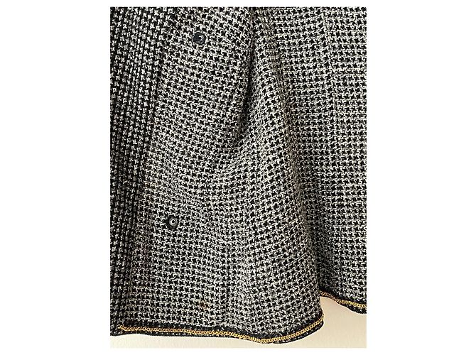 Chanel Jacke aus schwarzem Tweed Größe 40 - Ansicht 7