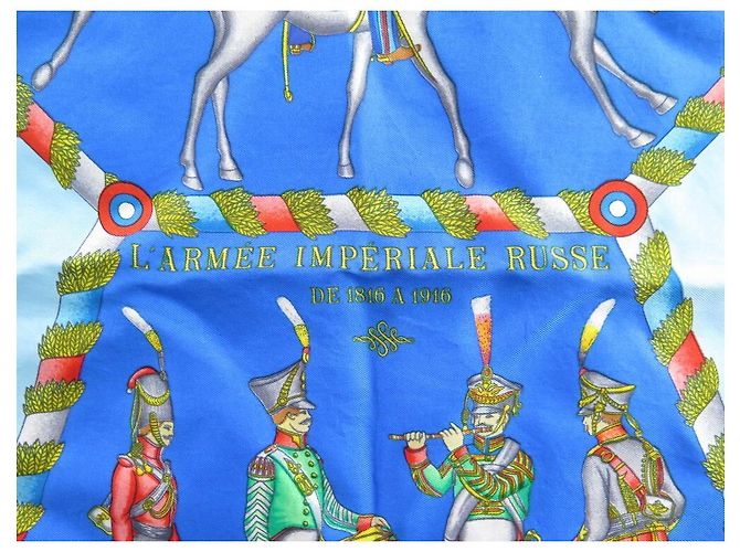 Hermès SCIARPA VINTAGE HERMES L'ESERCITO IMPERIALE RUSSO DI 1816 alla 1916 carré 90 soie Blu - vista 3