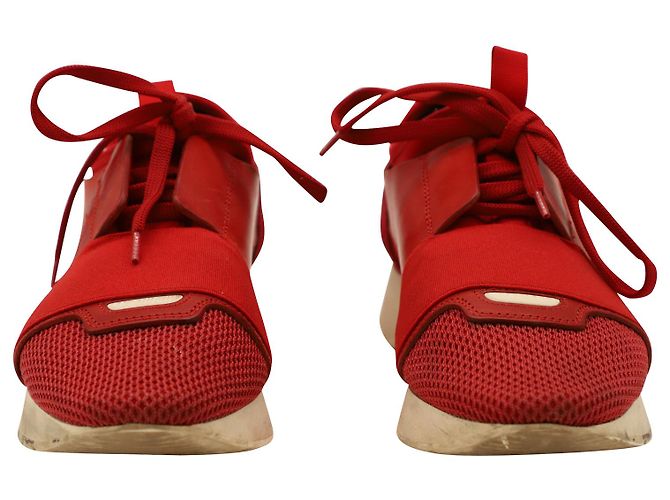 Day Sneakers Balenciaga Race Runner in camoscio rosso - vista 2