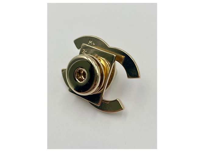 CHANEL chiusura  CC turnlock dorata D'oro - vista 2