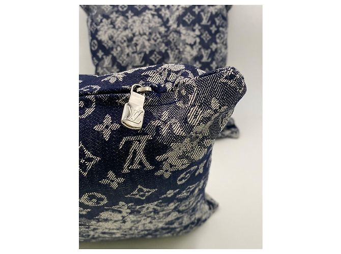 2 cuscini tessuto originale Louis Vuitton denim monogram Blu - vista 3