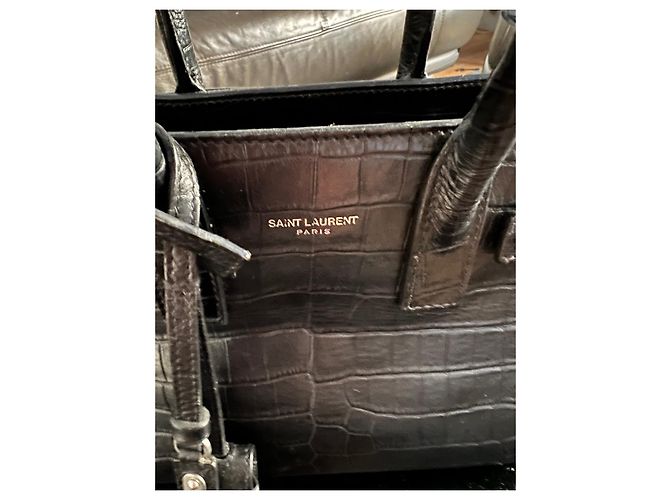 Yves Saint Laurent Borsa Nano Day Nera in Pelle Coccodrillo Nero - vista 2