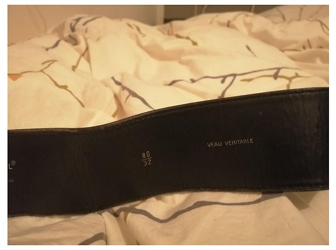 Chanel Gürtel aus schwarzem Leder - Ansicht 3